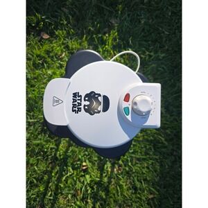 Star Wars Stormtrooper Waffle Maker Kitchen Gadget